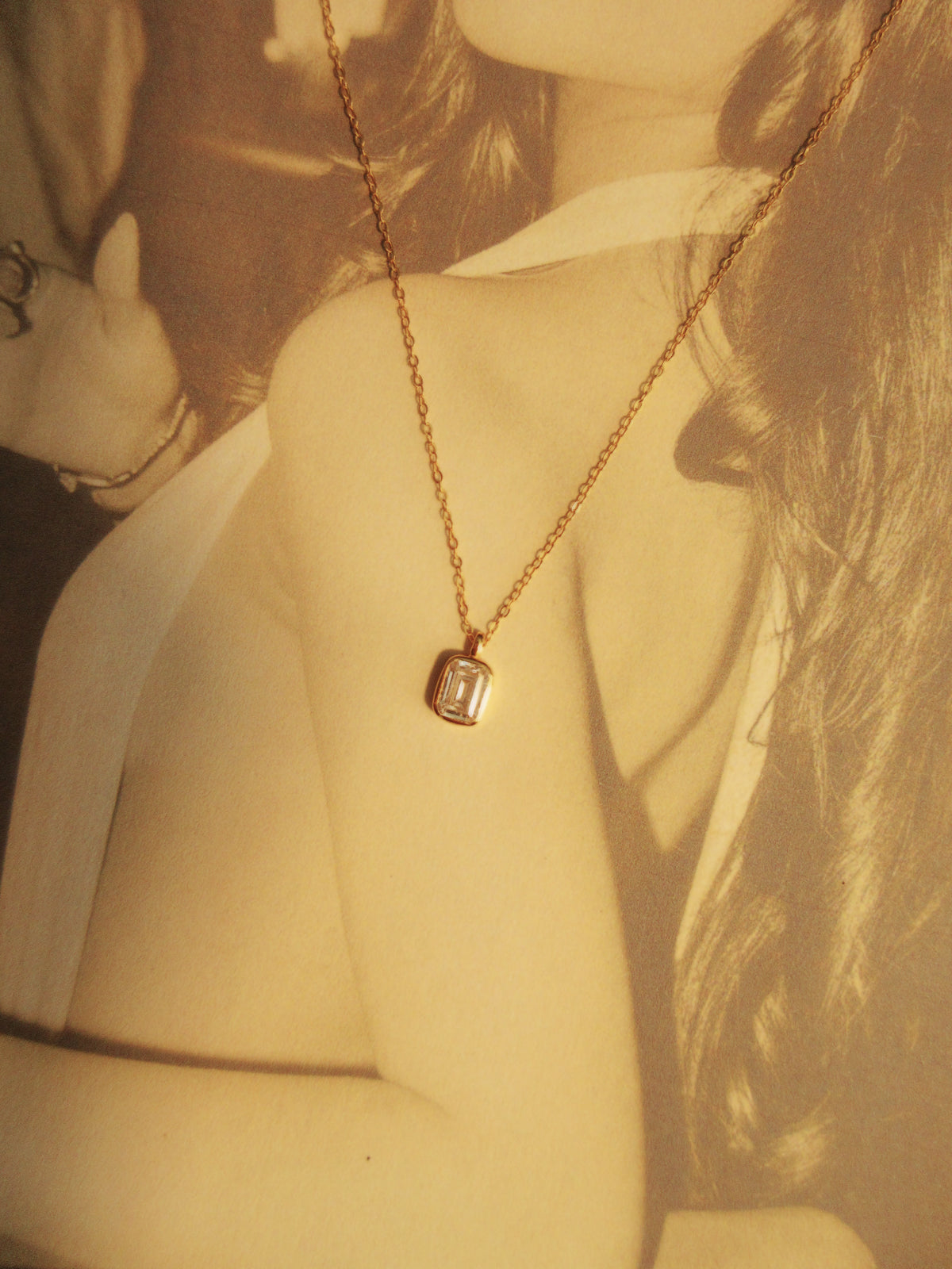 Cleo Necklace