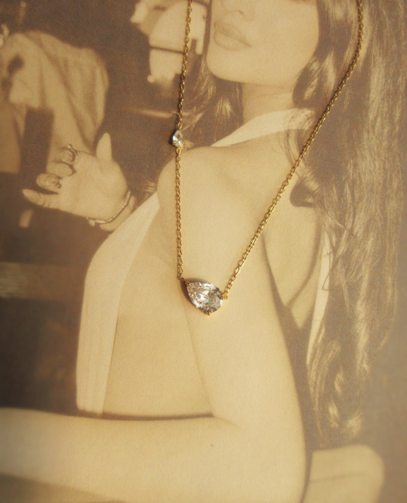 Lumiére Bezel Necklace