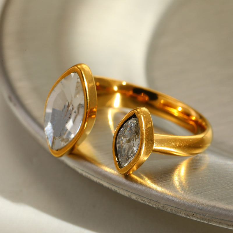 Leo Ring