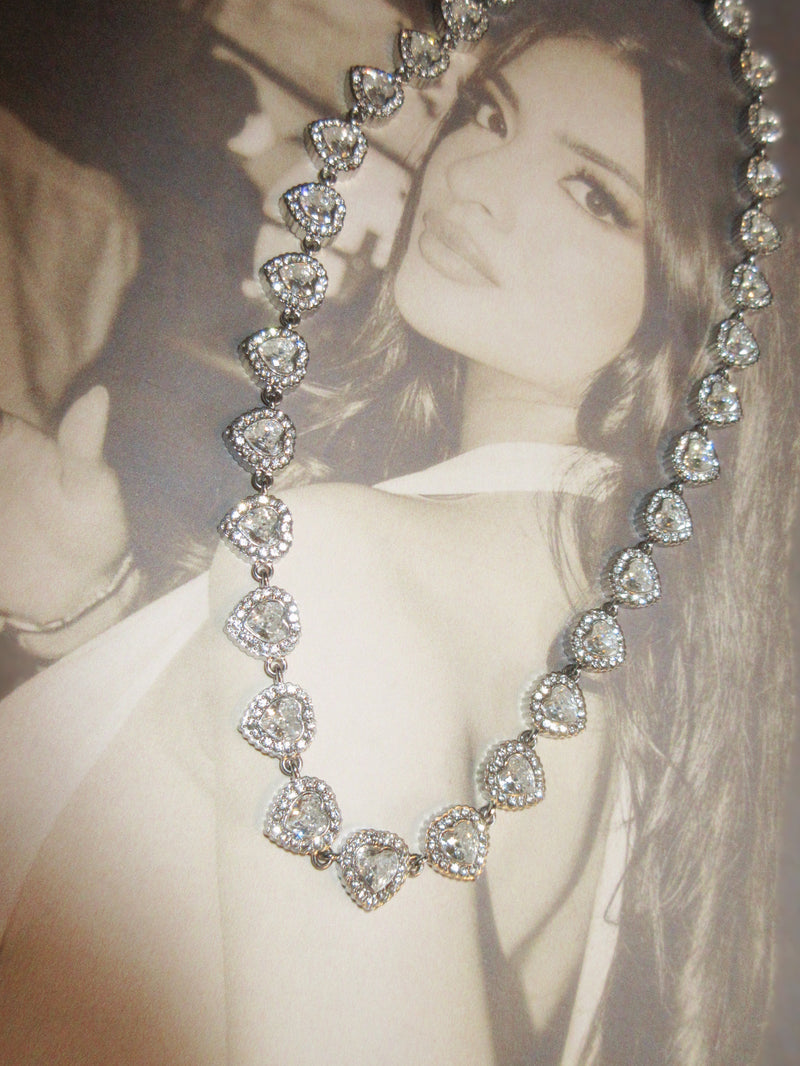 Elara Necklace