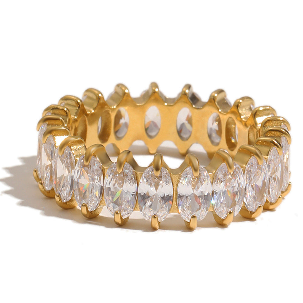 Ava Ring