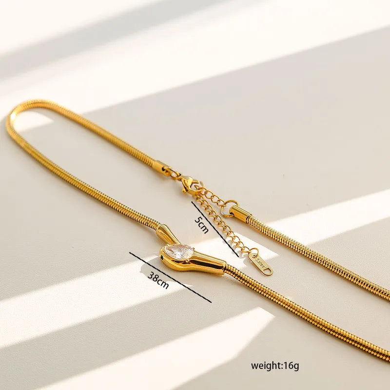 Luz Necklace